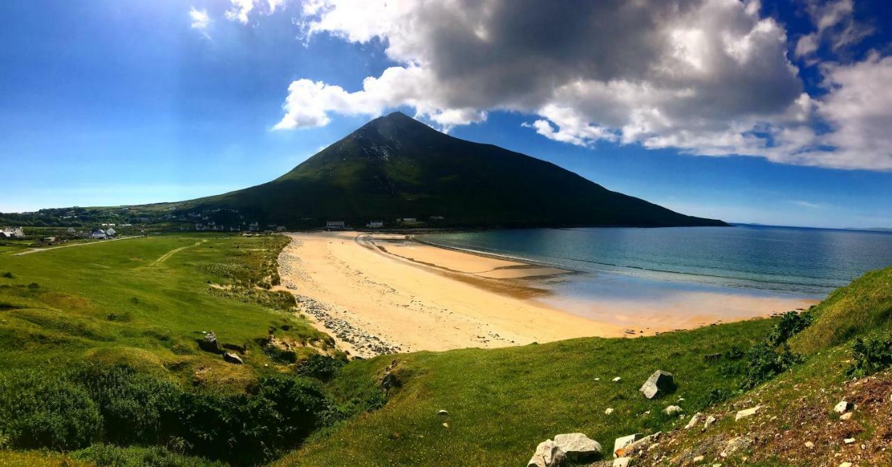 The Old Beach Cottage, Achill Doogort Exterior photo